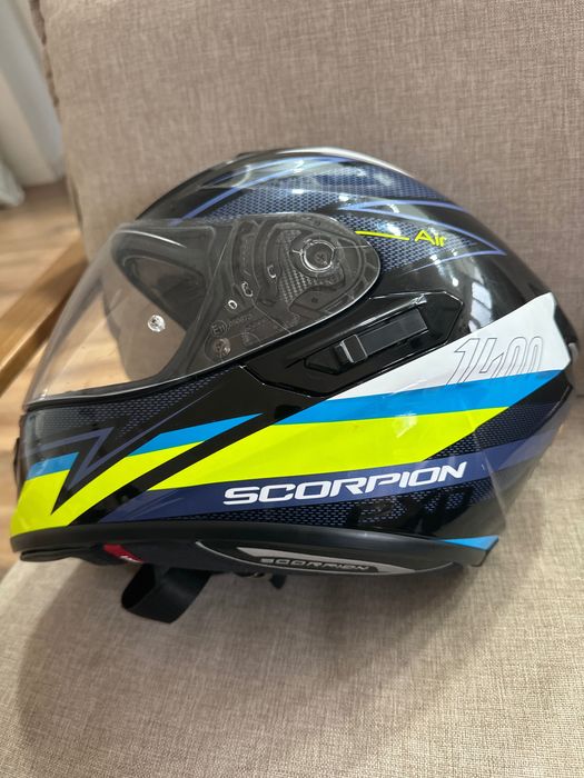 Vendo capacete scorpion exo air 1400 - M