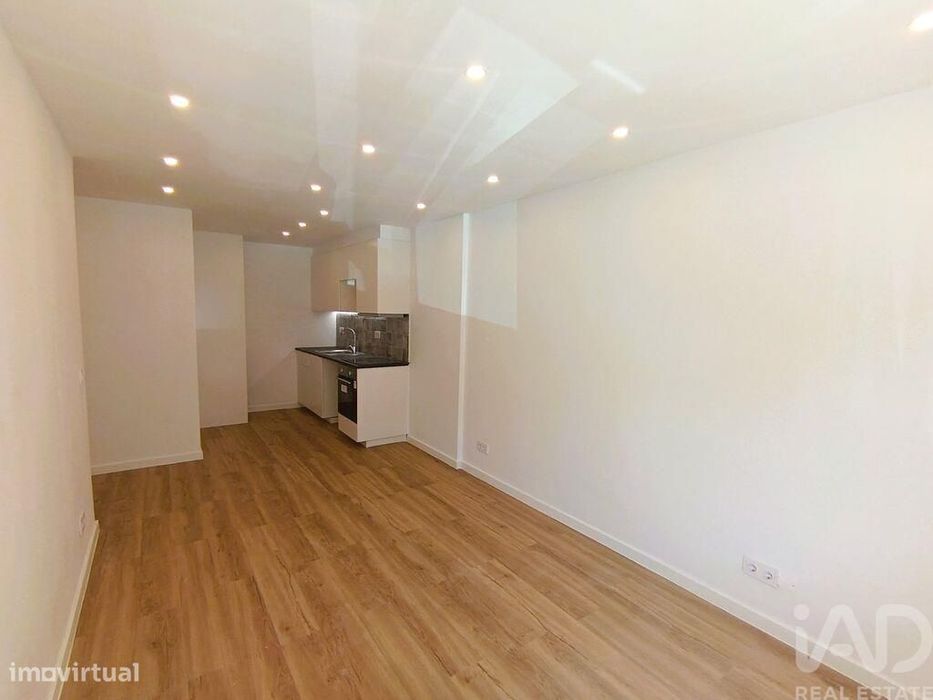 Apartamento T2 em Odivelas