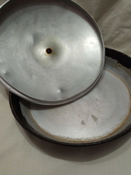 сковорода с крышкой времён СССР 26см