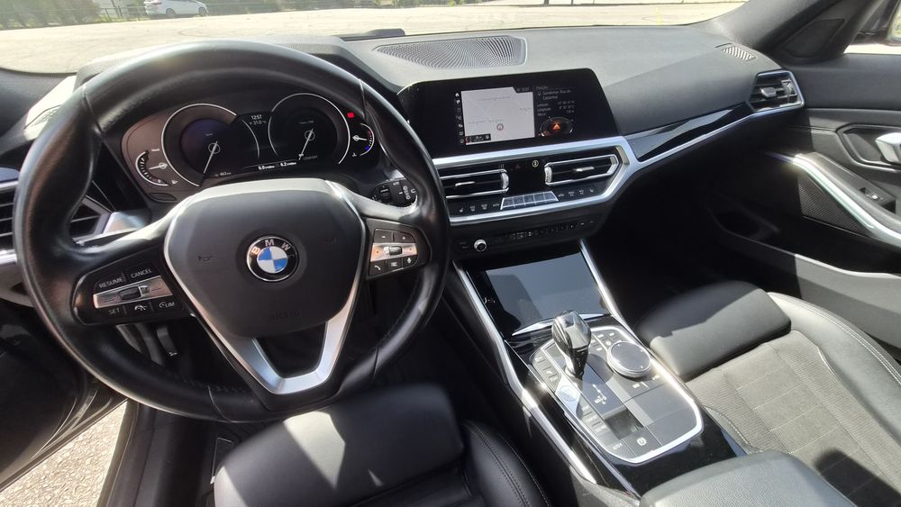 BMW 320d Touring Shadow Sport Line