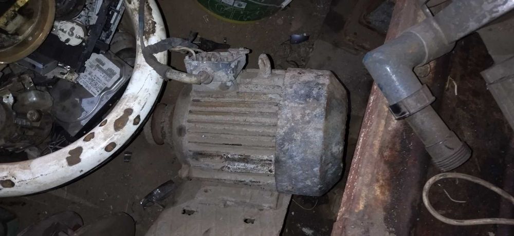 Прийом ділового металобрухту        6-10грн за кг