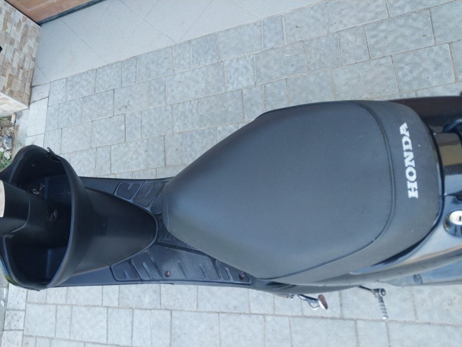 Продам скутер Honda dio 34