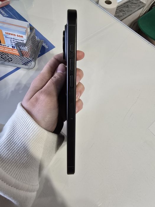 Smartfona IPhone 16 PRO MAX