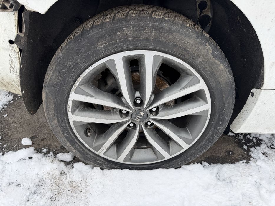 Оригинальные диски с зимней резиной kia optima,k5 225.50.18