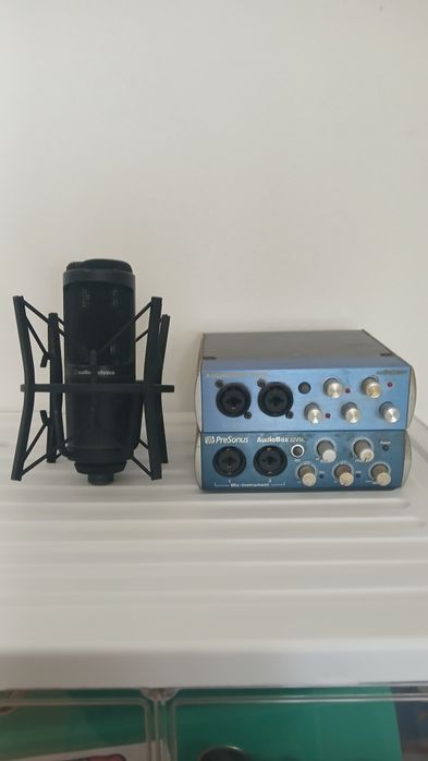 Conjunto de gravação para Home Studio (Microfone e Interface)