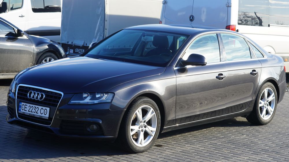 Продам Audi A4 B8