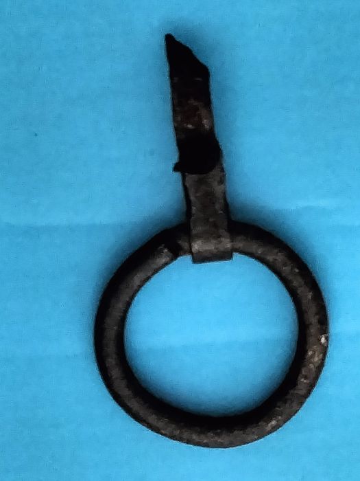 Puxador de Porta em Ferro Antigo