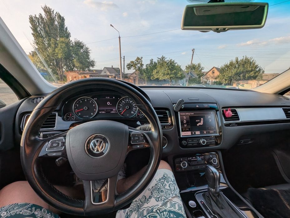 Volkswagen Touareg 2014 VIN WVGEF9BP7ED015349 фото оголошення 11 з 20