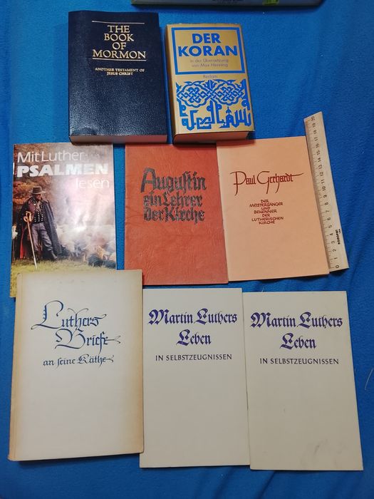 Коран. Книга Мормонов. Лютеранская литература