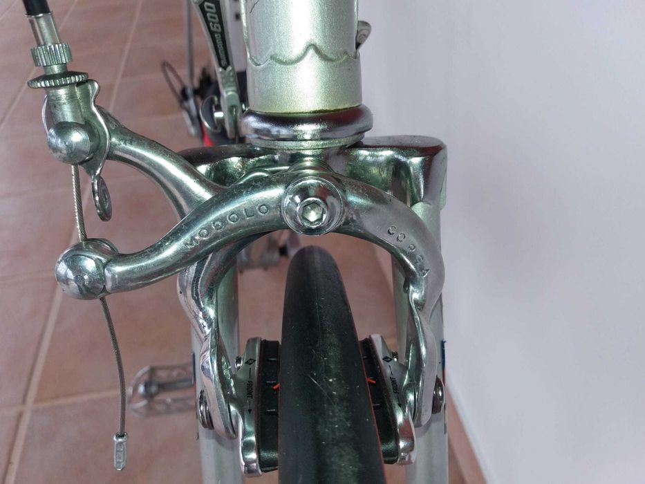 Bicicleta de estrada Altis