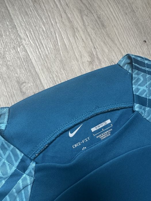 Футболка Nike Dri-Fit L