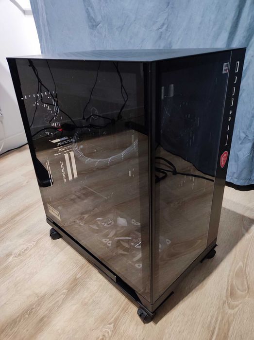 PC Ryzen 9 5950x 64GB RAM (BEZ KARTY GRAFICZNEJ I PSU) + Monitor 4K