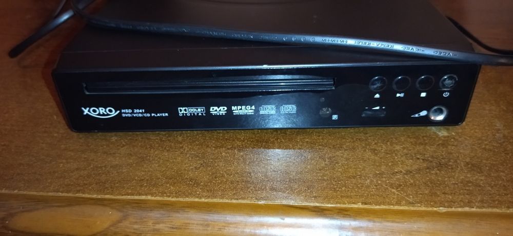 Двд плеєр DVD XORO HSD 2041 mpeg-4