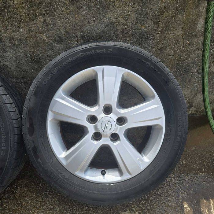 4 jantes originais opel com pneus 205 55 16