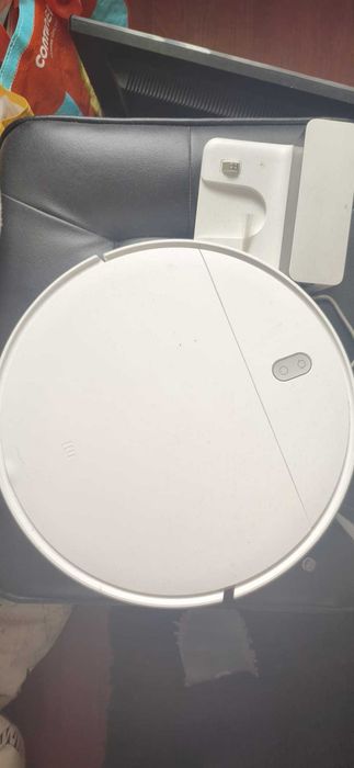 Xiaomi Mi Robot Vacuum Mop Essential - Aspira e Lava