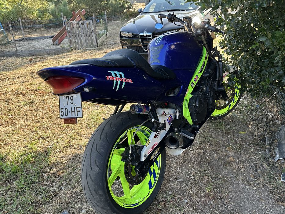 Vendo ou troco por moto 4