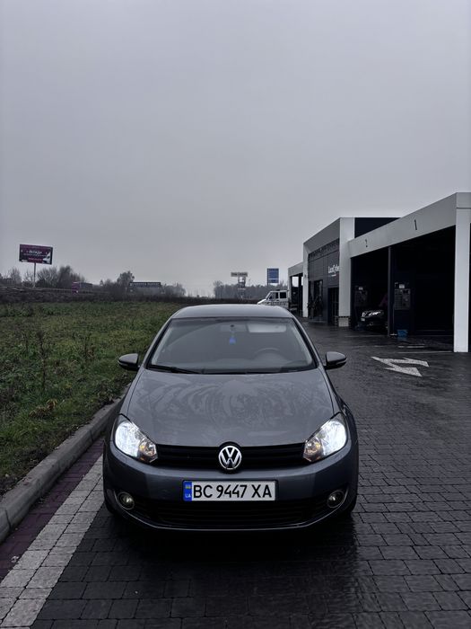 Volkswagen Golf 6 2011 1.6 Бензин