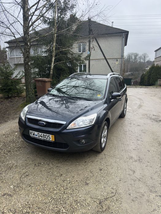 Свіжопригнаний фокус 2010 1.6 mpi