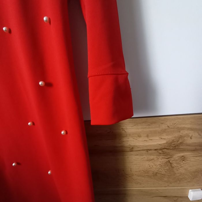 Elegancka czerwona sukienka damska rozmiar S