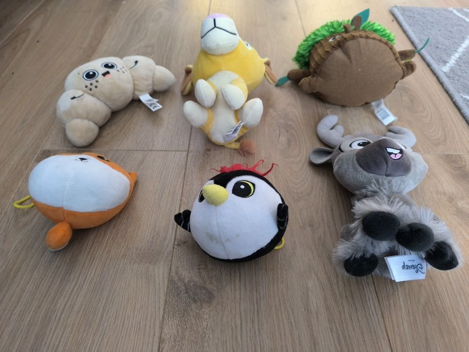 Pluszaki, maskotki Biedronka, Lidl