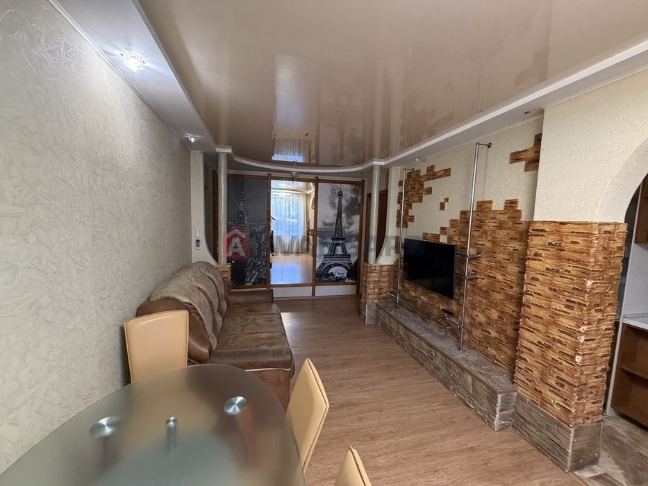Продаж 3 к квартири. Бочарова. 2 Шевченкывський