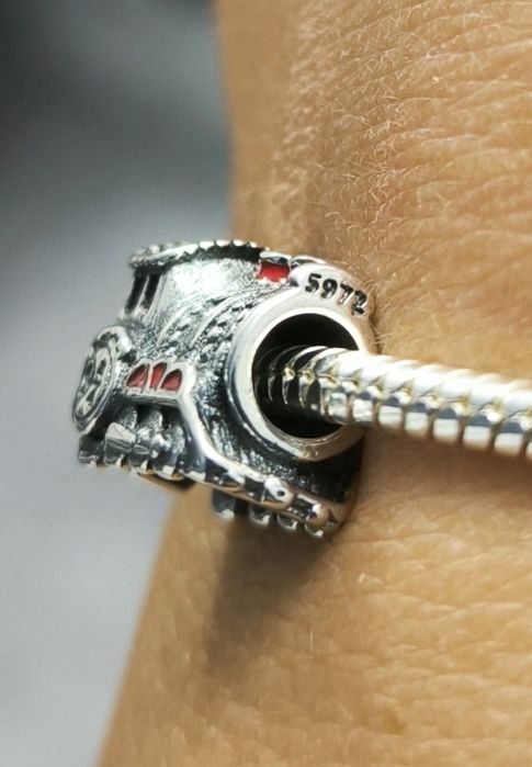 Zawieszka Charms Pociąg do Hogwartu 9 i 3/4 Harry'ego Pottera