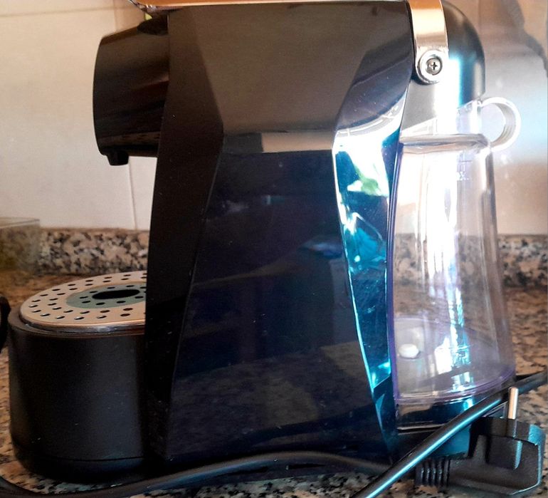 Máquina de café de cápsulas - KAFFA