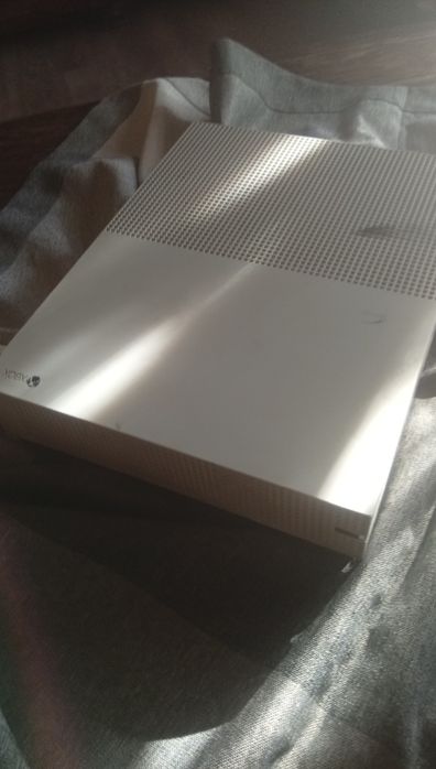 Witam sprzedam Xbox one s