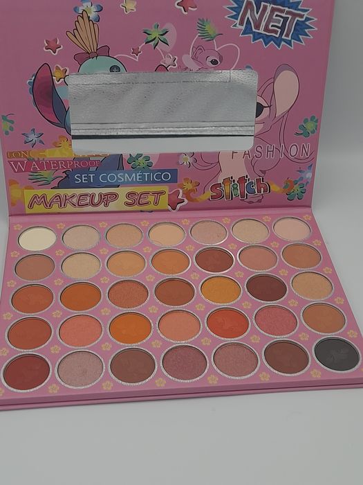 35  cieni do powiek Stitch