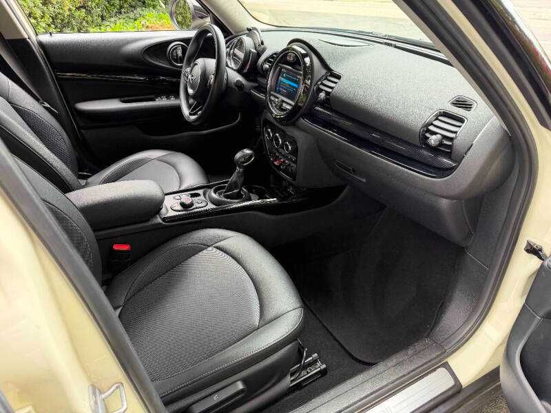 2019 MINI Clubman Cooper