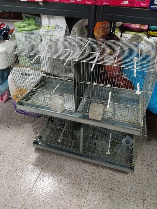 Gaiolas 72 cm em bom estado