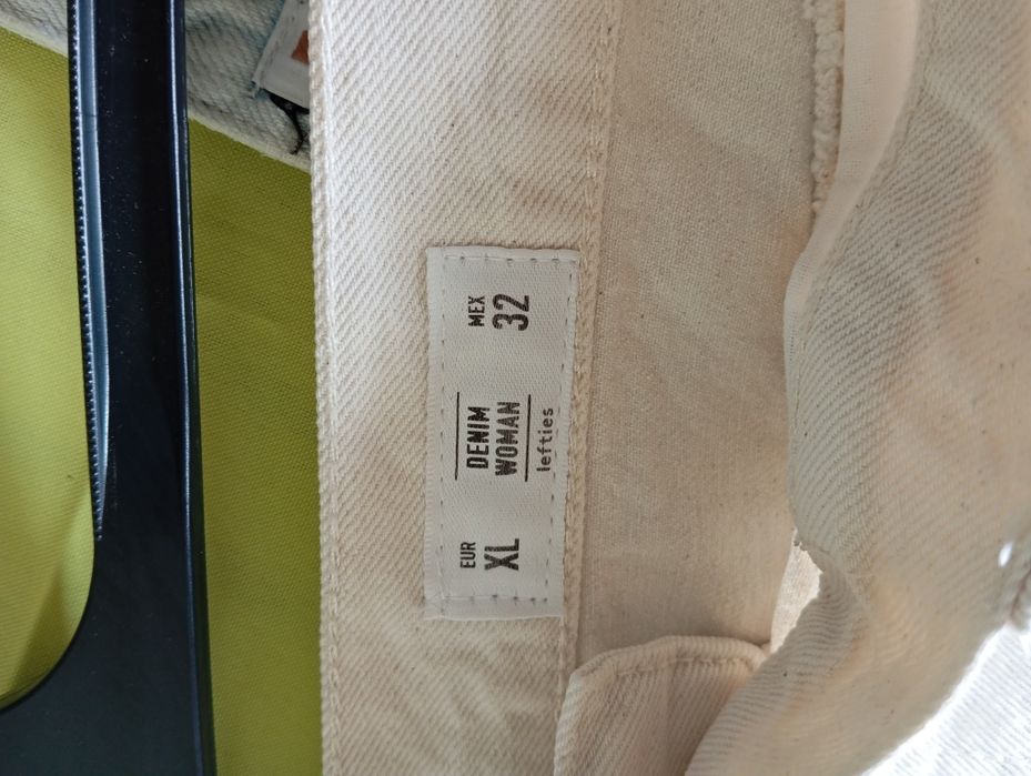 Saia ganga branca XL Lefties