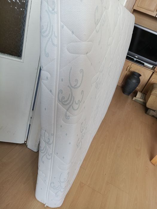 Łóżko+Materac sembella H3,wysokość 19 cm , długość 200cm, szerokość -120cm, materac sprężynowy.