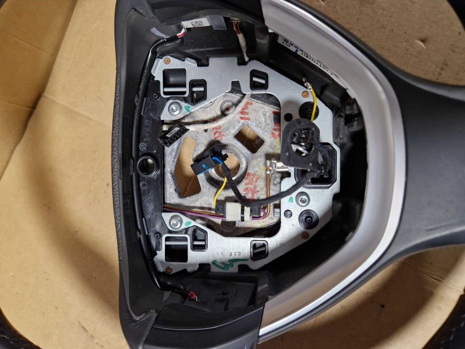 Kierownica skórzana multifunkcja BMW 5 F11