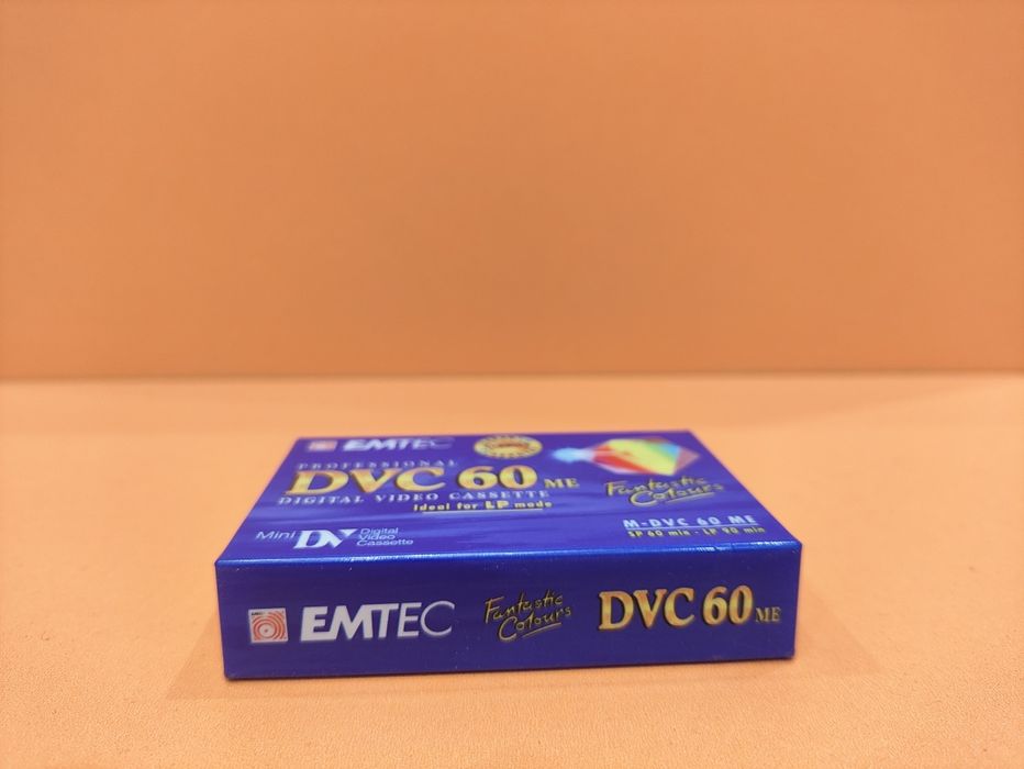 Видеокассета EMTEC Fantastic Colors DVS 60 ME mini DV