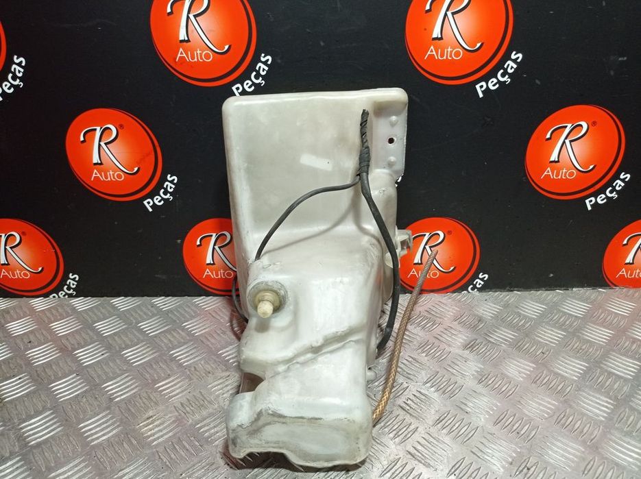 Reservatorio Da Agua Do Esguicho Mercedes-Benz C-Class T-Model (S202)