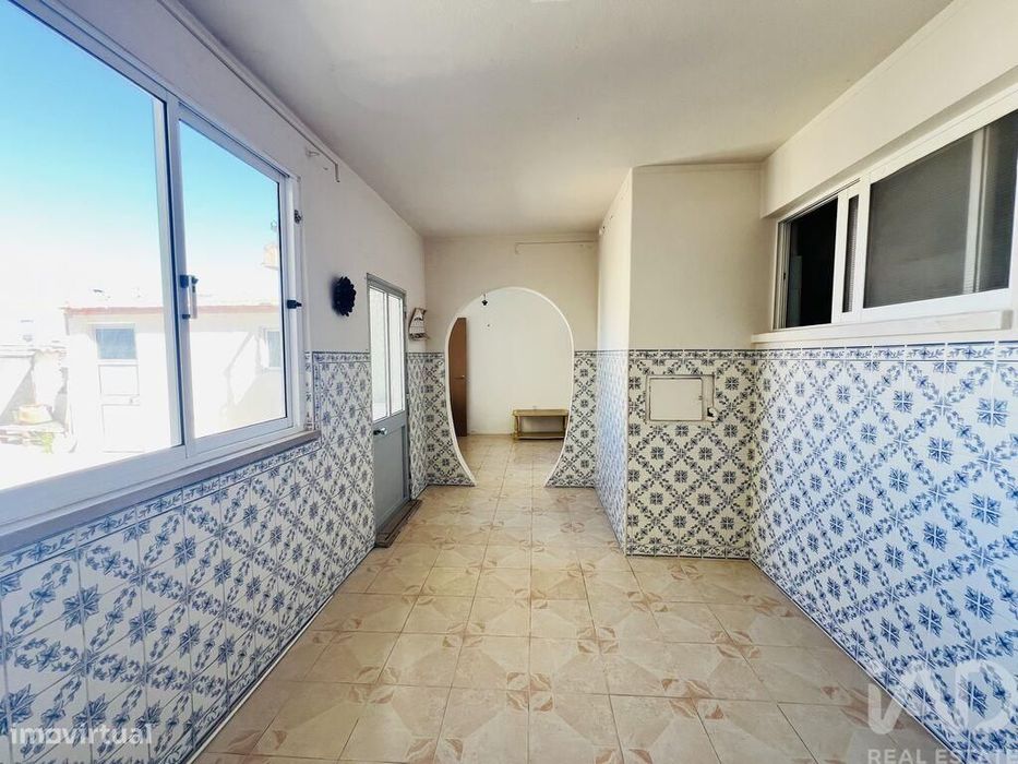 Moradia geminada T3 em Peniche de 70 m2