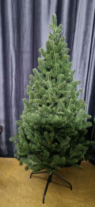 Ялинка штучна лита 150см зелена пишна Елка искусственная литая 1,5м
