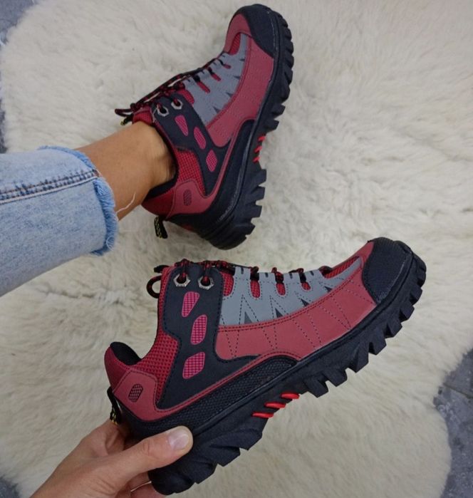 Buty turystyczne trekkingowe damskie trapery rozmiar 37 .