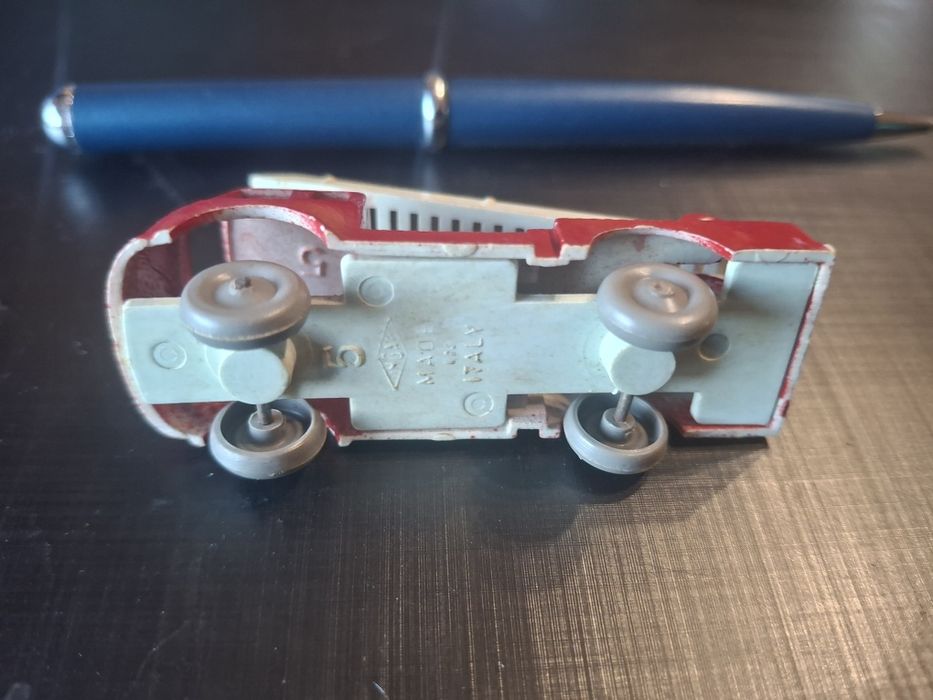 Carro bombeiros plástico ingap