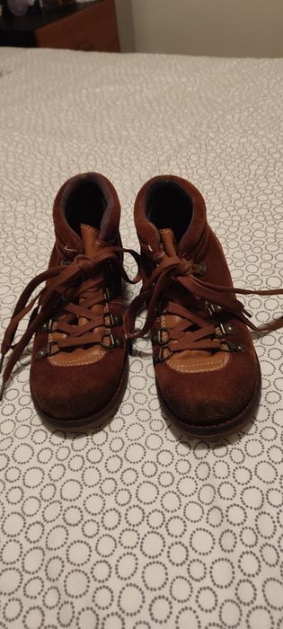 Botas de pele castanhas