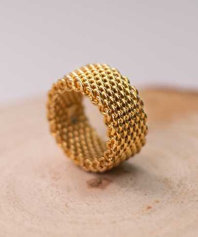 Empresa de ourivesaria com marca própria