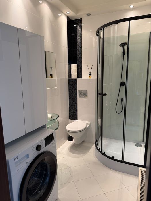 Mieszkanie 2-pokojowe 42 m² na wynajem – Komandorskie Wzgórze