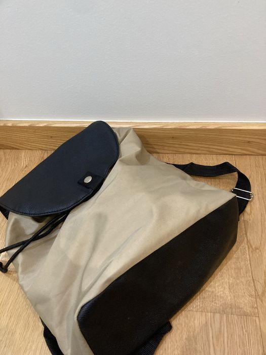 Mochila  Dourada Vilanova