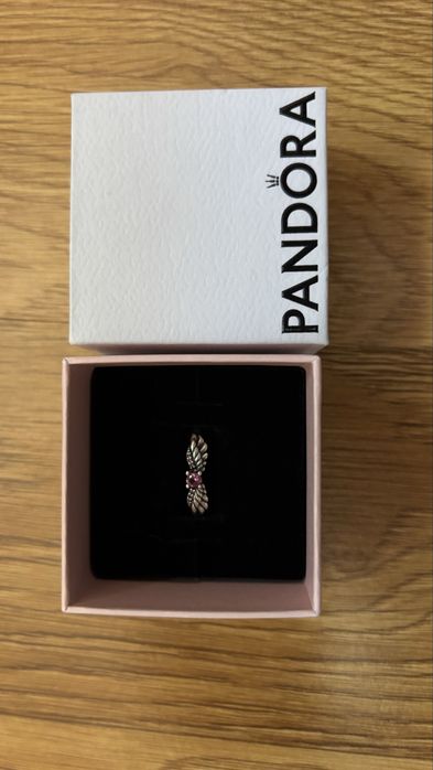 Оригінальна каблучка Pandora angel wing