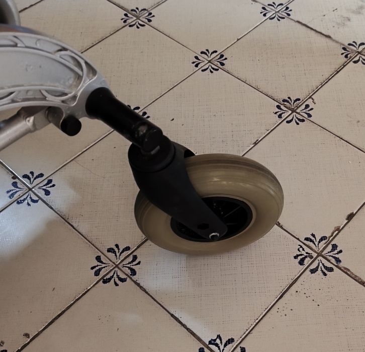 Cadeira de rodas elétrica Troya Plus Ultra