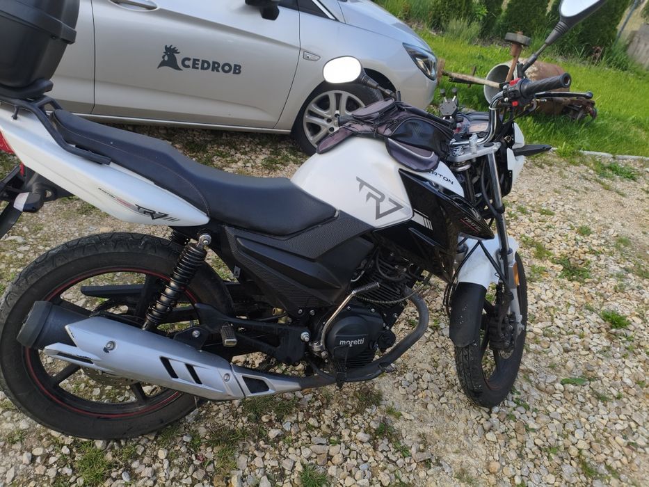 Barton travel 125