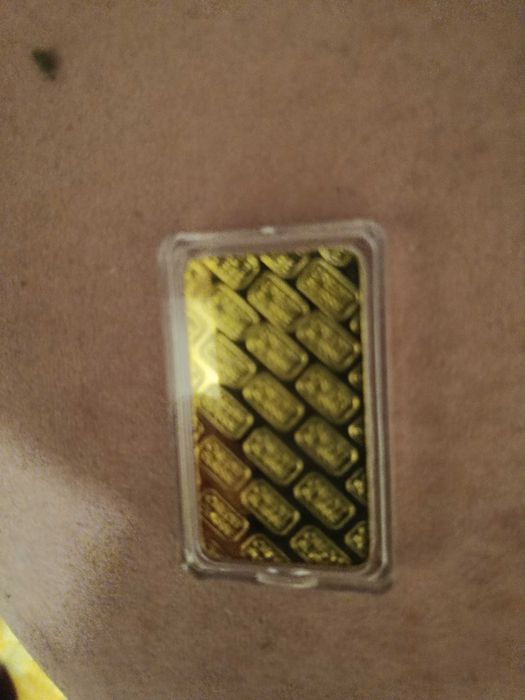 Кредитная монета в капсуле,сувенир