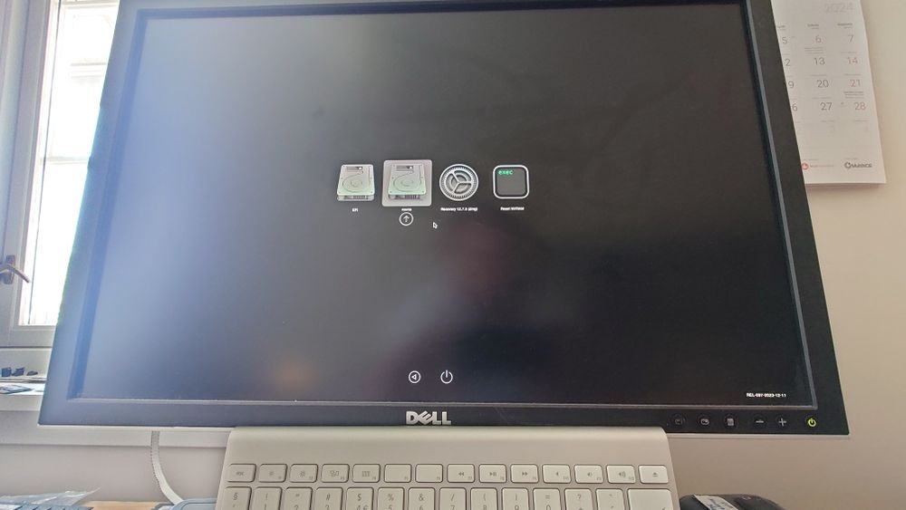 Hp Z820 / Mac Pro 7.1 256GB ram Radeon Vega 64 Windows Mac os Monterey
