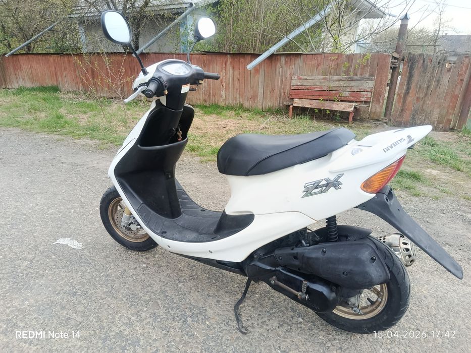 Honda dio Af 35 zx.